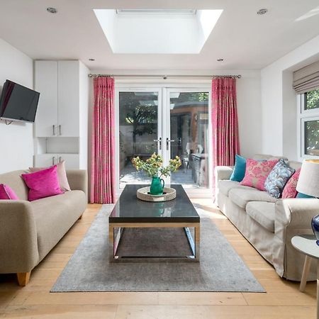 Gorgeous Flat With Garden In Battersea Apartment Лондон Екстериор снимка
