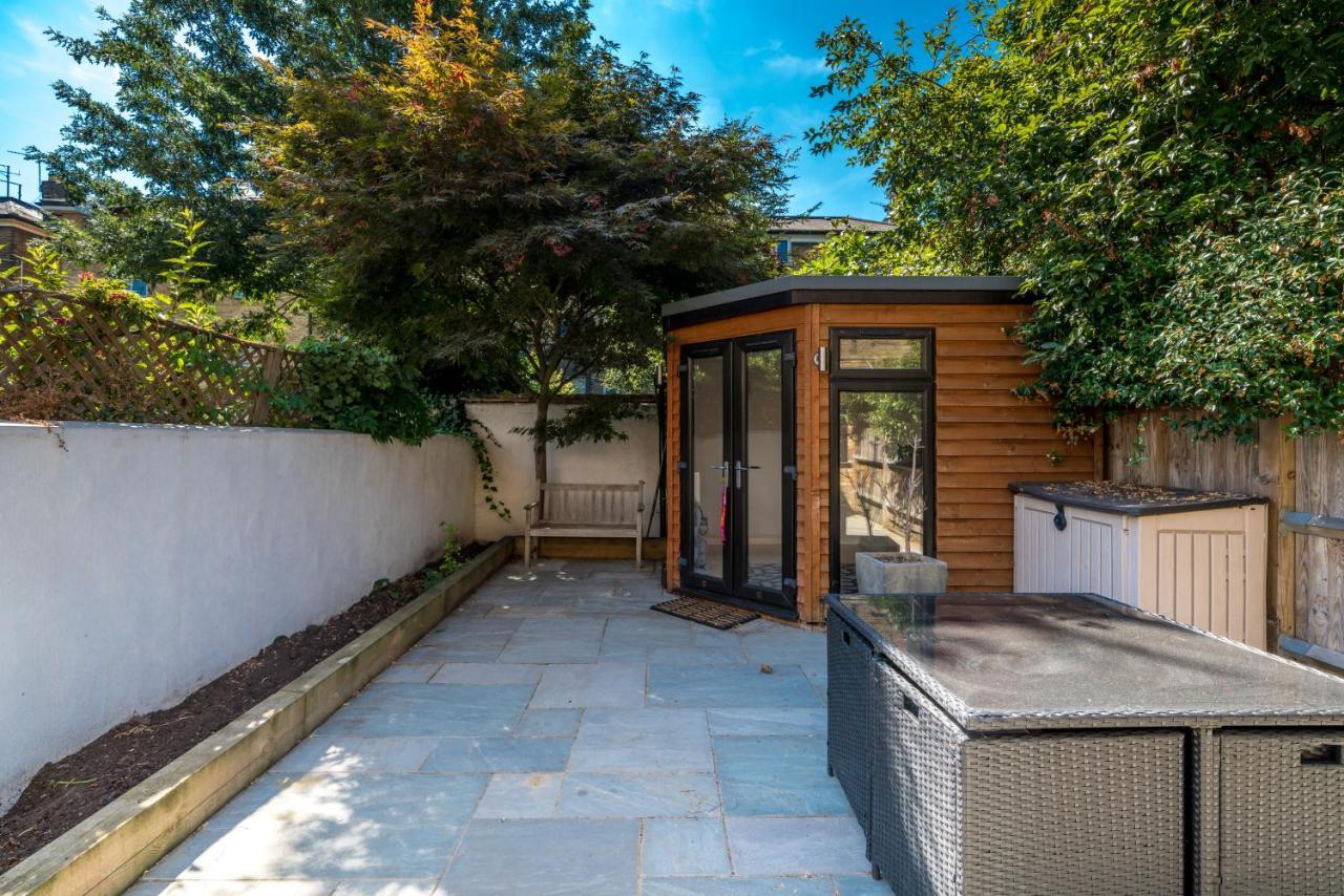 Gorgeous Flat With Garden In Battersea Apartment Лондон Екстериор снимка