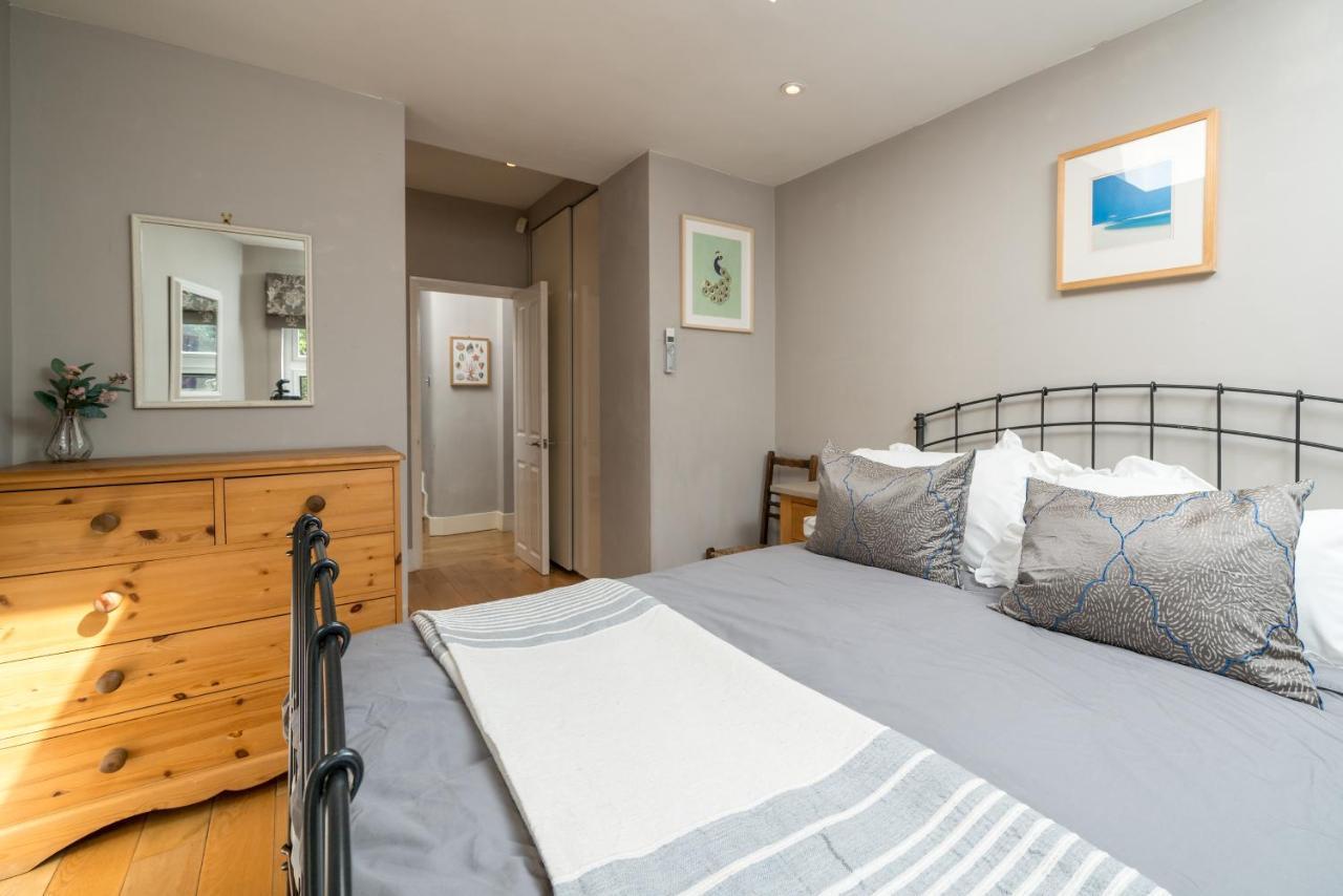 Gorgeous Flat With Garden In Battersea Apartment Лондон Екстериор снимка